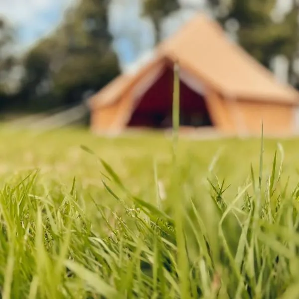 Fully Furnished Bell Tent 1, hotel v destinaci St Austell