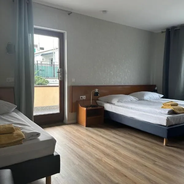 Hotel Pirol, hotel in Berlin