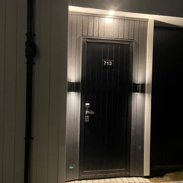 5 bedroom house at the heart of Auckland Airport, khách sạn ở Auckland