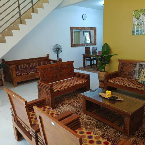 Kayu Cengal Homestay, hotel v destinaci Seri Iskandar