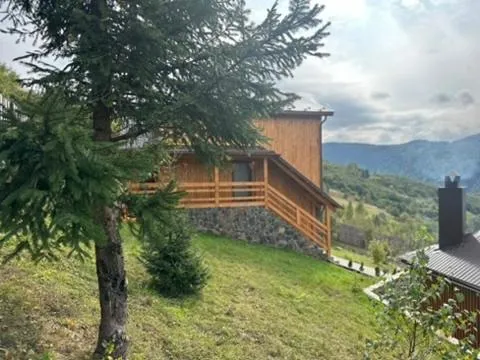 Садиба Трембіта з сауною та чаном, hotel v destinaci Rachov