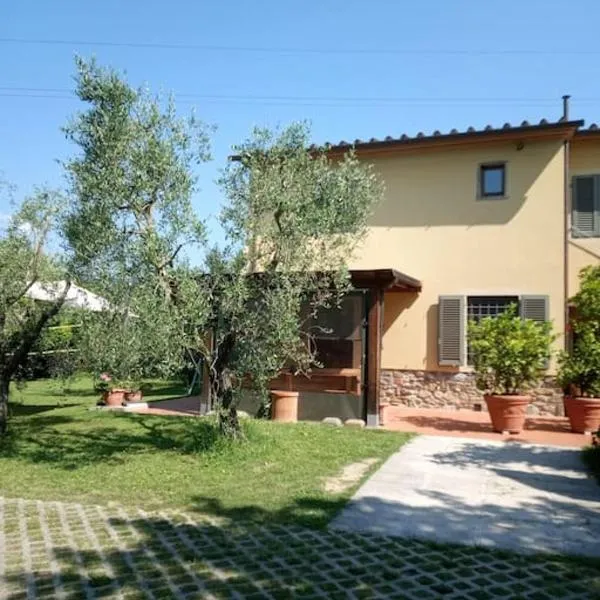 Appartamento Oliver, khách sạn ở Colle di Buggiano