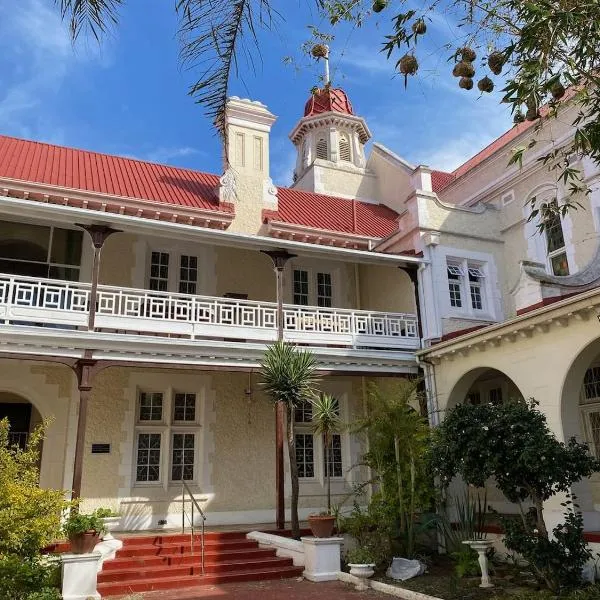 St Luke's Retreat Centre and Guest House, hotel in Gqeberha