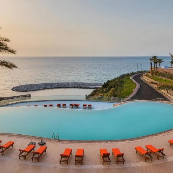 Royal Tulip Korbous Bay Thalasso & Springs、イクラベスのホテル