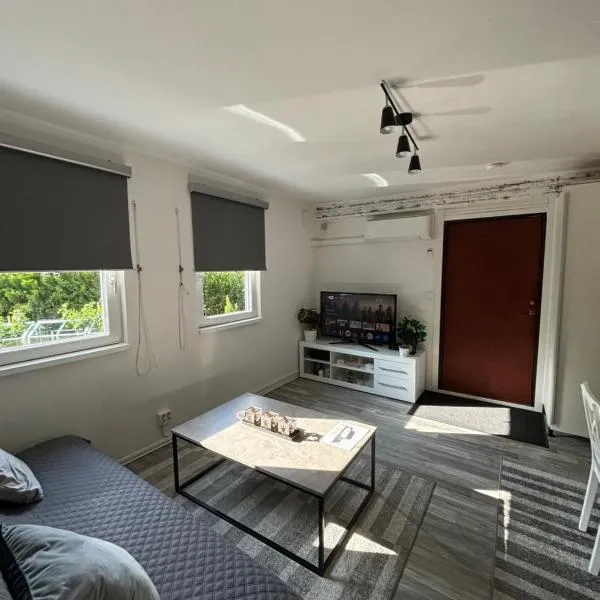 Videdal apartment 2 rooms - Own entrance & Free Parking, hotel in Malmö