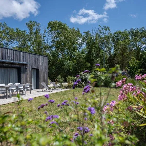 Côté Océan Resort, hotel in Angoulins-sur-Mer