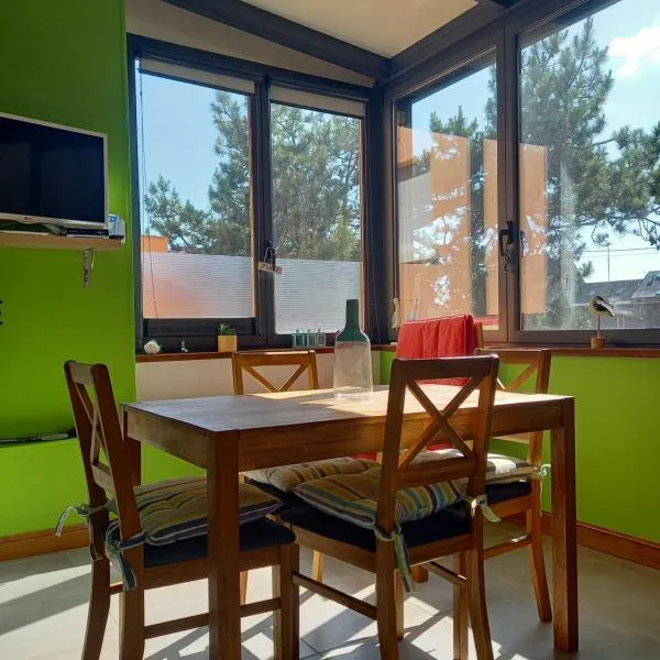 Coquet appart coeur de ville Quend plage 1er étage, hotel v destinácii Quend