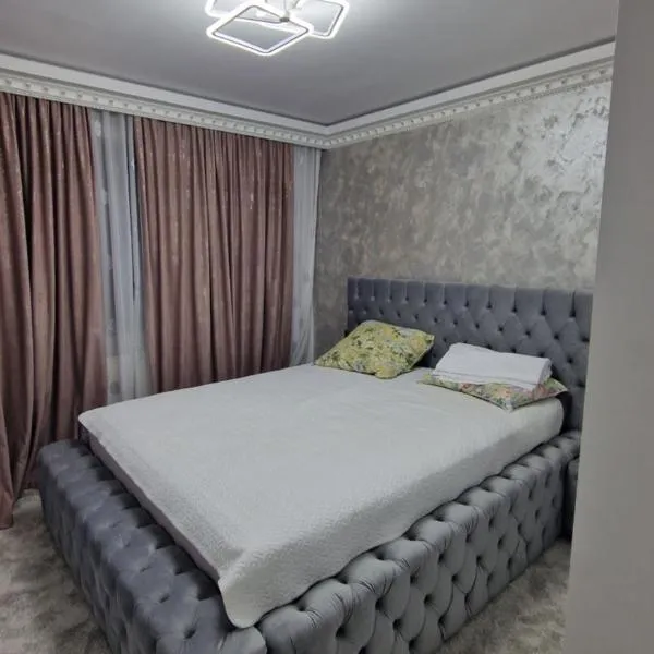 Laura House, hotel v destinaci Simeria