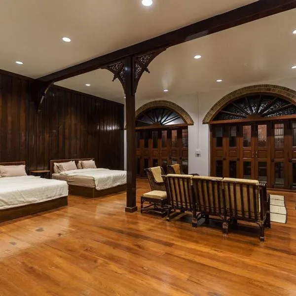 FOREST - Fong Lee CC Lampang Walking Street, hotel in Lampang