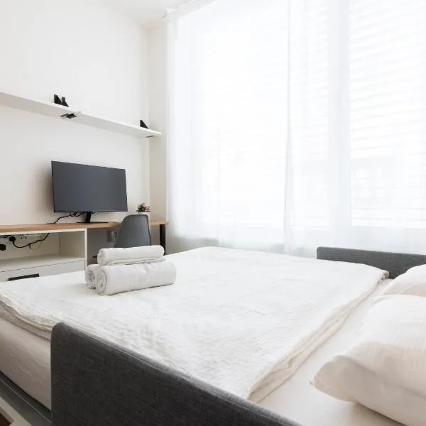 Studio Mozart, Free Onsite Parking, Air Conditioning, 1Gbs WiFi: Prag'da bir otel