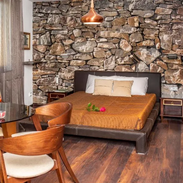 Enika Hotel、トリャブナのホテル
