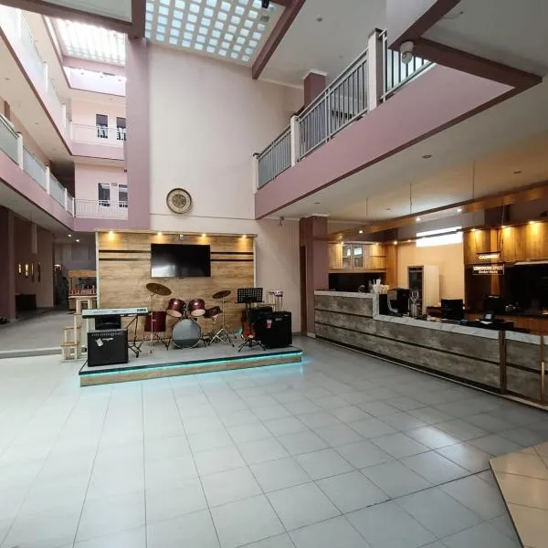 Karana Guesthouse Syariah Bandung & Luang Cafe, hotel v destinaci Bandung