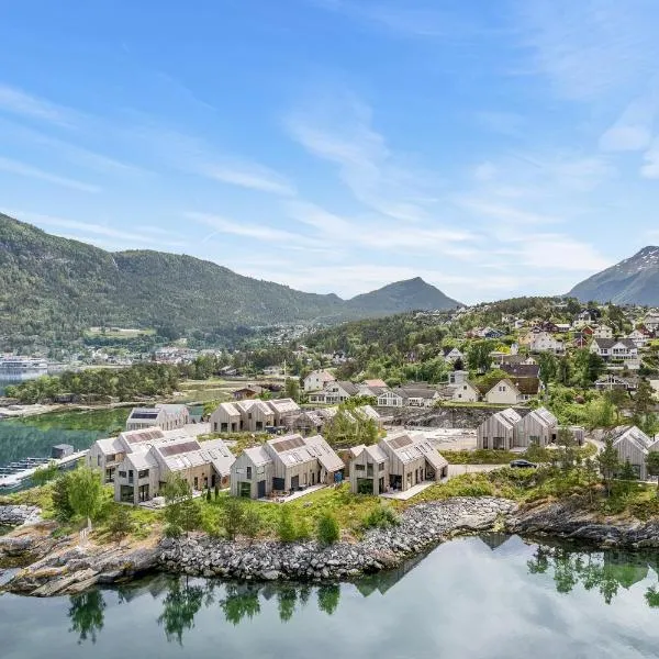 Modern house by the Fjord in Sandane, Nordfjord., hotel in Sandane
