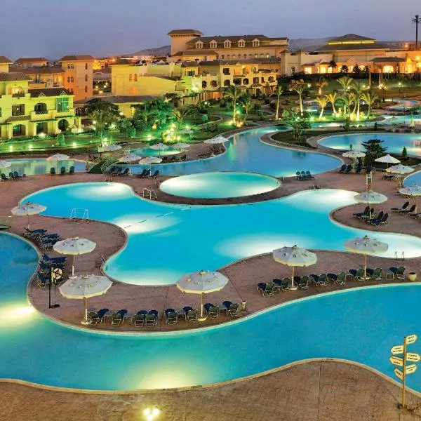 Mövenpick Hotel Cairo - Media City, hotel in 6th Of October