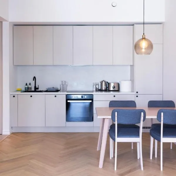 Revalia Lastekodu-Odra Bus Station Airport Apartments, hotel in Tallinn