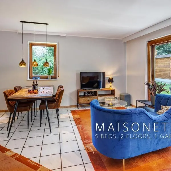 Moderne Maisonette mit Garten, hotel in Unterschleißheim