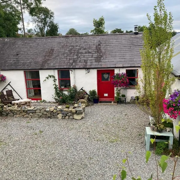 Stone Wall Cottage, hotel di Castlewellan