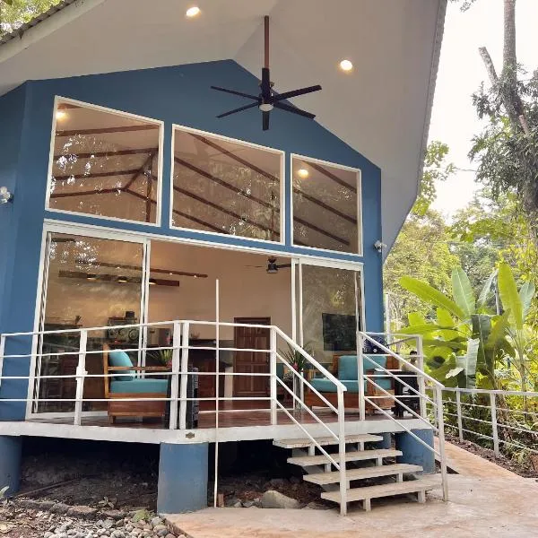 Casa Rayo de Luz, hotell sihtkohas Puerto Viejo