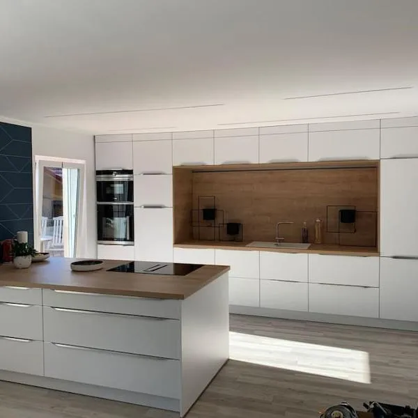 Ferienhaus im Thüringer Wald, Hotel in Bad Blankenburg