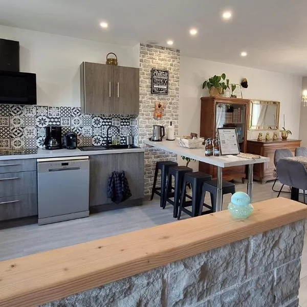 Agréable maison avec jardin à Joinville, hotel em Joinville