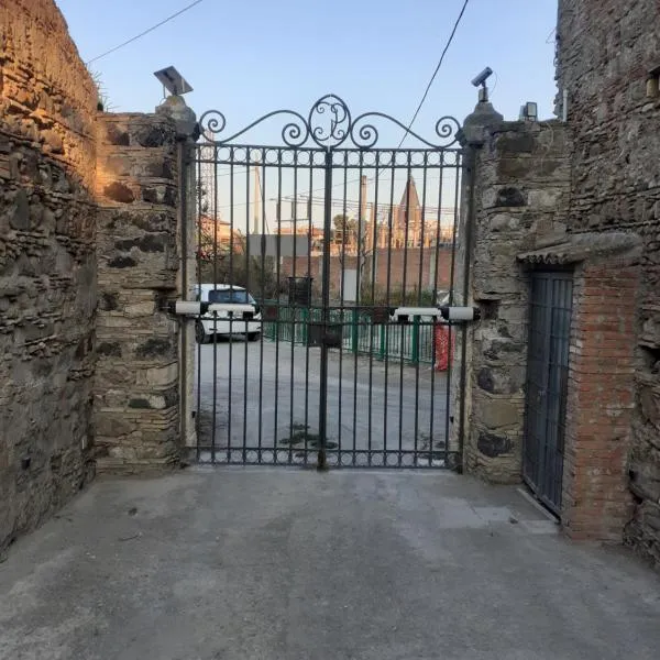 La tenuta Moscatella a 200m dal mare, hotel v destinácii Schisò