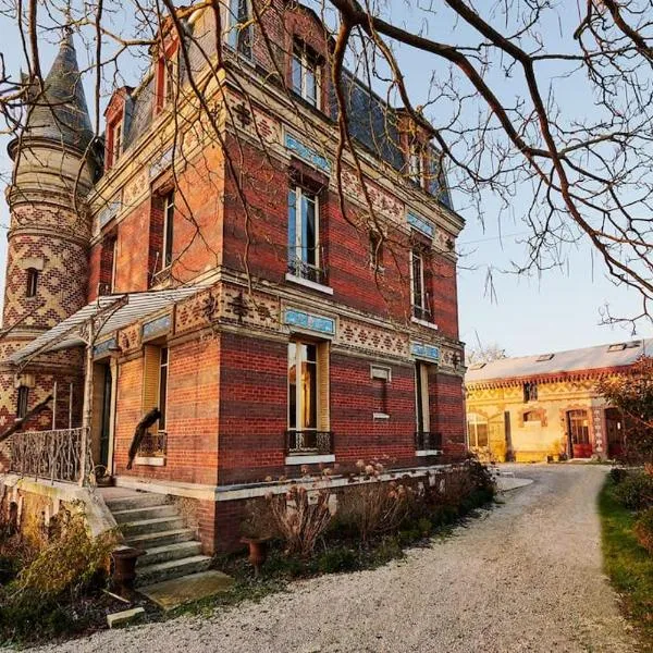 Le Gîte de Little Castle campagne à 1 h de Paris, hotel in Trie-Château