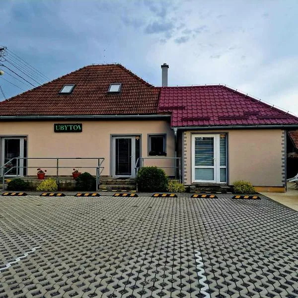 Ubytovanie Čereňany, hotel v destinaci Čereňany