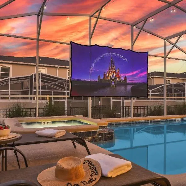 Themed house w Disney rooms private pool & spa, hotel a Kissimmee