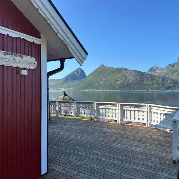 Cozy house by the sea, hotel in Tofta