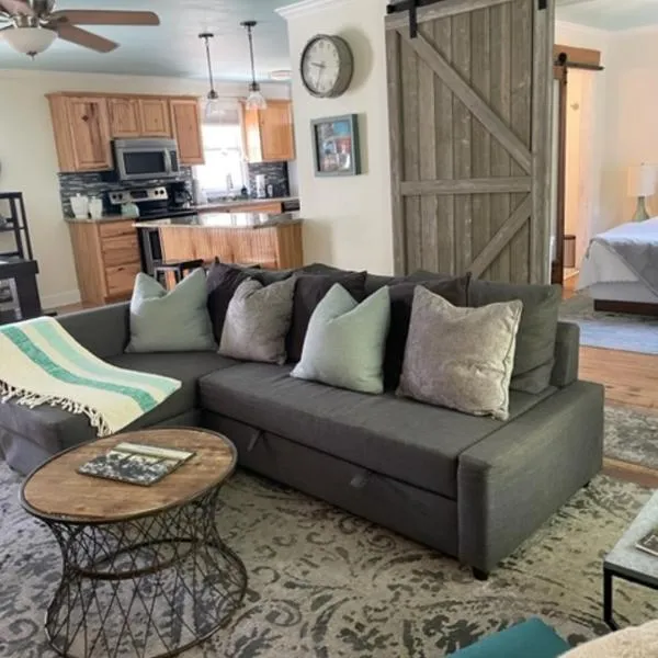 Boho South Bungalow, hotel a Savannah