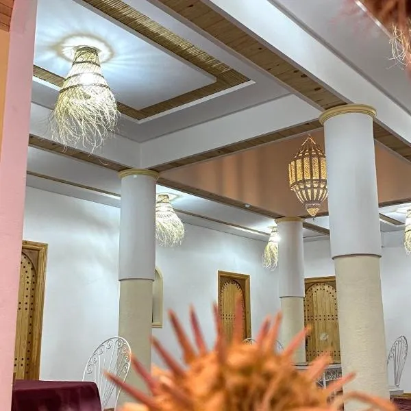 RIAD dreams dades, hotel in Tamellalt