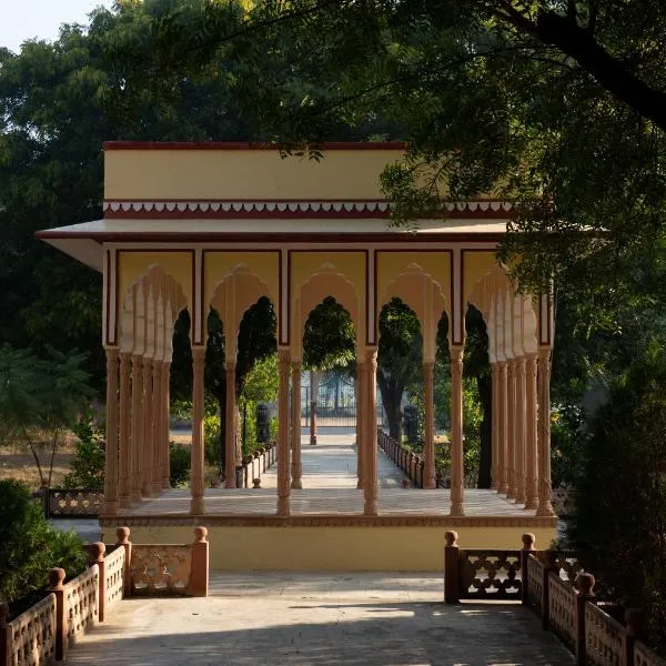 Shahpura Abhaneri Resort 25kms from Mehandipur Balaji, hotelli Bandikuissa