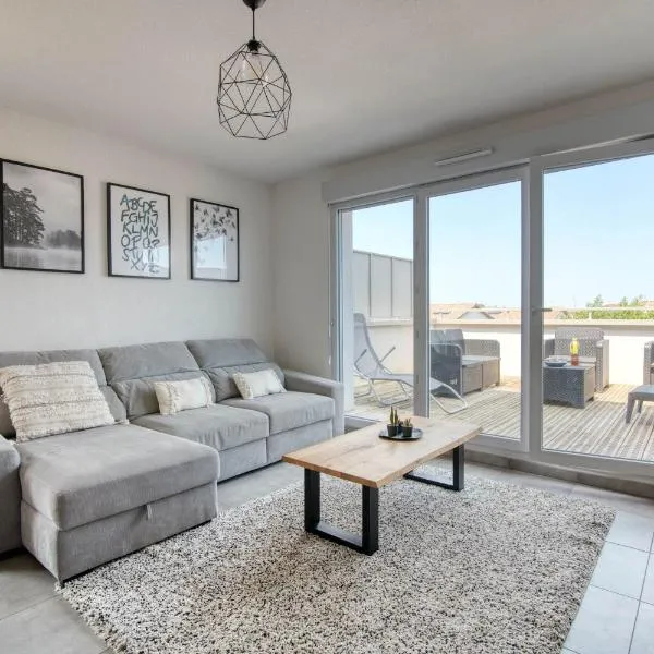 The Cocoon - Appt avec terrasse 20mn de Toulouse, hotelli kohteessa Castelginest