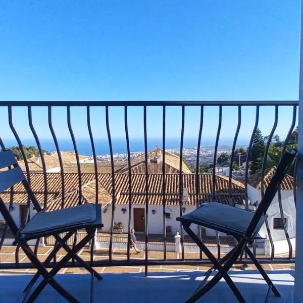 La familia Apartaments Mijas Pueblo, hotel v destinaci Mijas