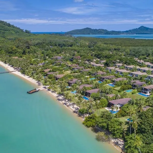 Barcelo Coconut Island, Phuket, hotel ve městě Phuket