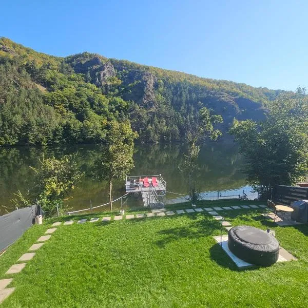 Green Rock Cabin, hotel in Someşu Cald