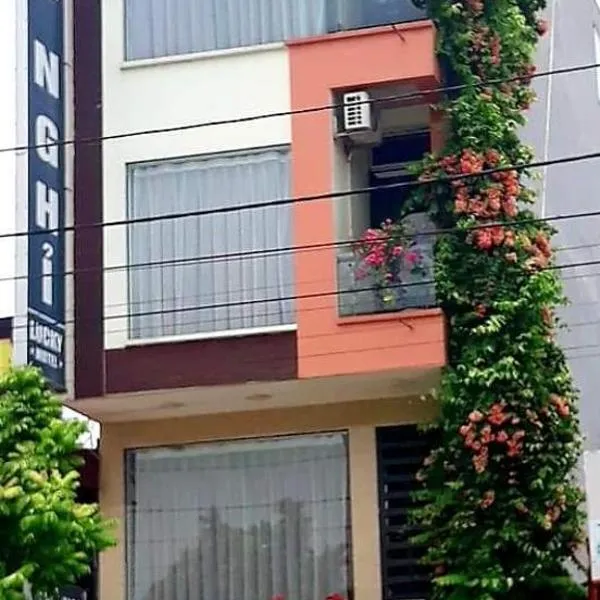 Nhà nghỉ Lucky Motel, hotel in Vính Quế