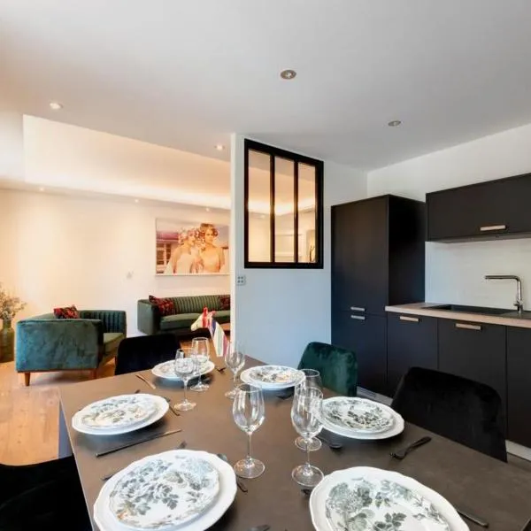 LE MIRAGE Luxury T4 avec garage: Annecy'de bir otel