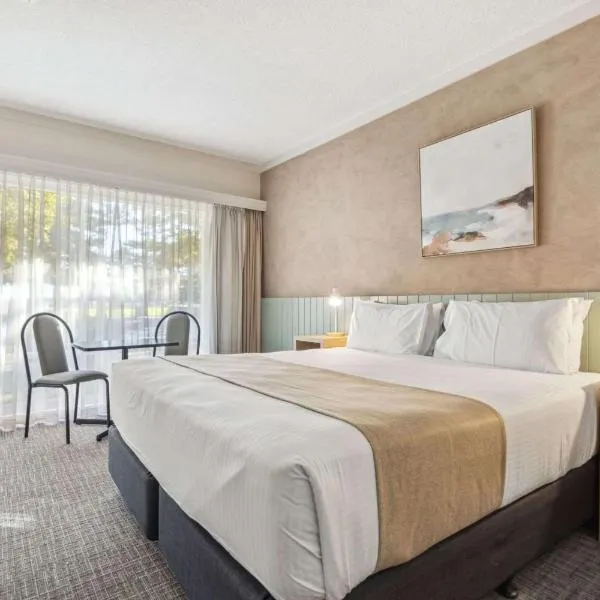 Econo Lodge Dockside Glenelg, hotel in Adelaide