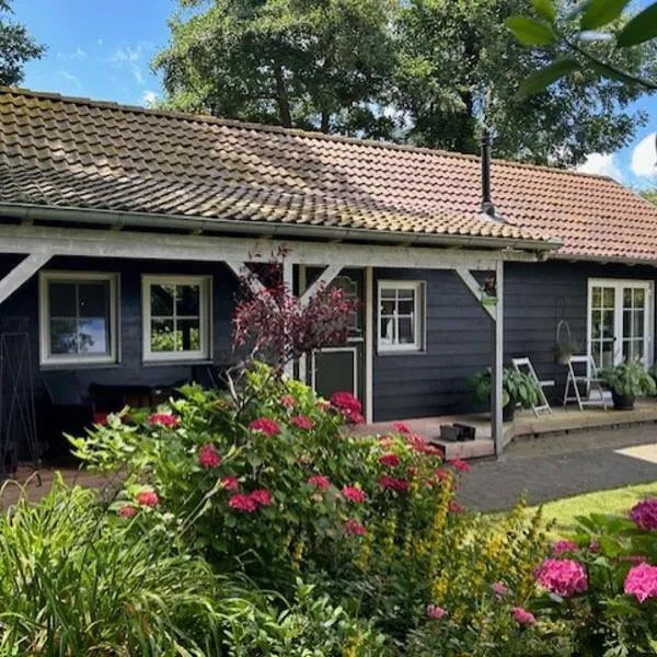 Mooi huisje nabij Ouddorp in Goedereede, hotell sihtkohas Goedereede