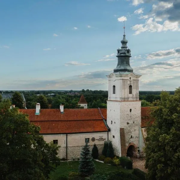 Hotel Podklasztorze, hotel v destinácii Sulejów