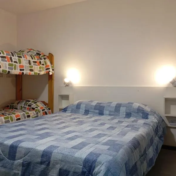 Monoambiente céntrico con balcón - Posadas, Misiones, hotel in Posadas