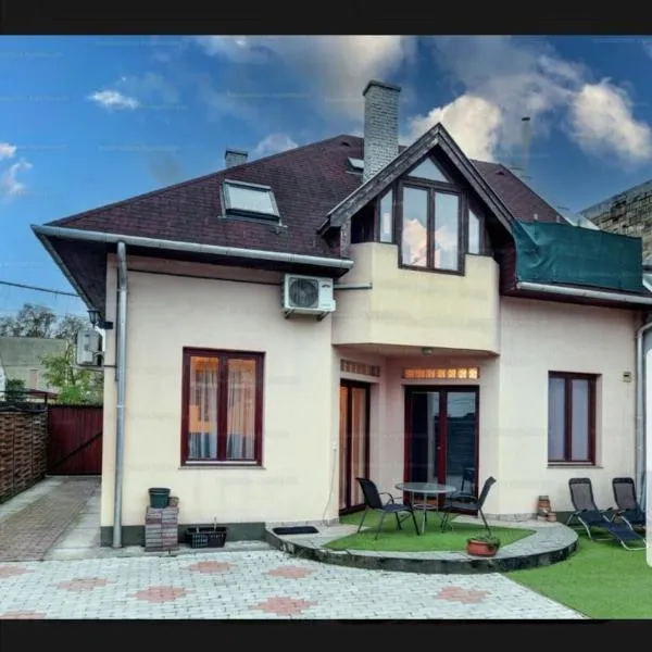 Achilles house, hotel v Budapešti