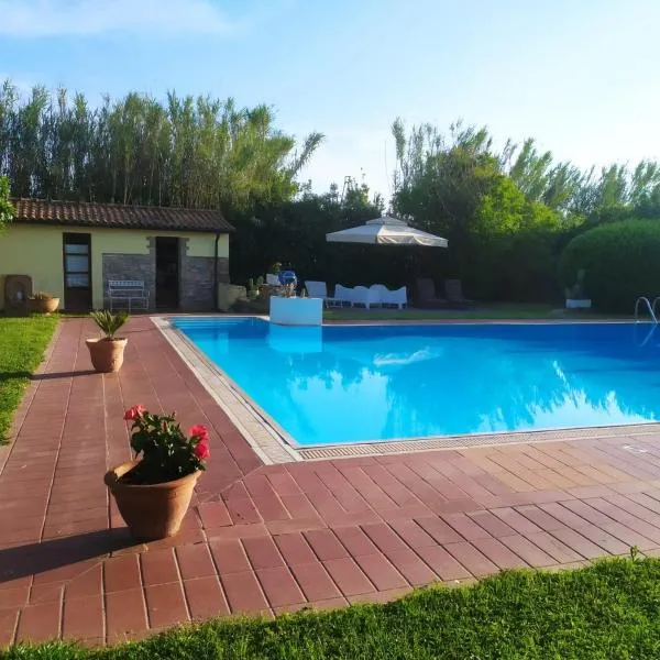 Guest garden apartment Casale salici BARATTI, hotel v destinácii Venturina Terme
