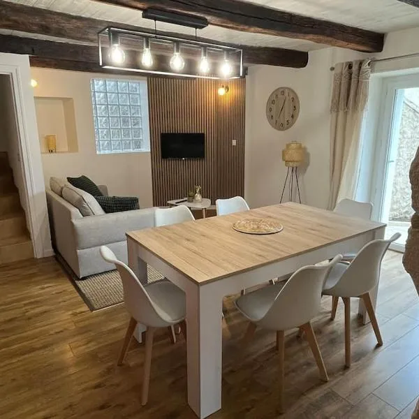 Gîte - Comme à la maison, hotel v destinácii Saint-Martin-la-Rivière
