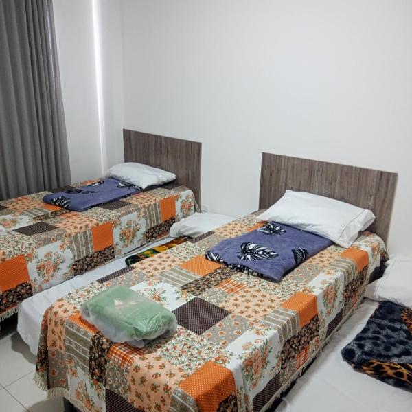 Apartamento completo 3 quartos Suíte Sala Cozinha Lavanderia e perto de tudo - Foto 2