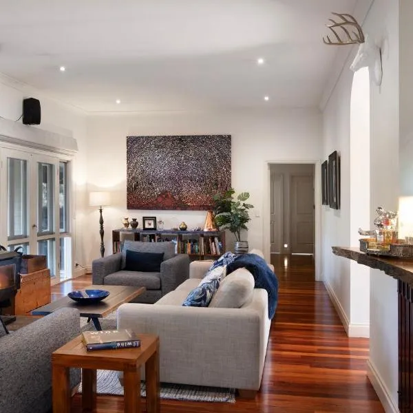 Loddon Retreat- picturesque country escape, hotel in Glenlyon