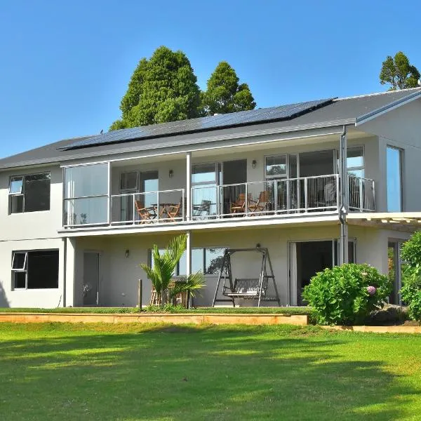 Athenree Beach House, khách sạn ở Athenree
