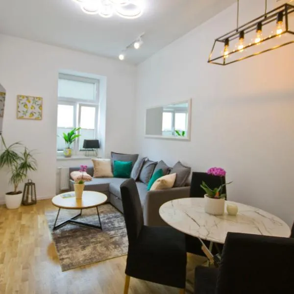 Apartament COMFORT Przy Rynku z sauną, klimatyzacją i parkingiem, hotel em Kielce