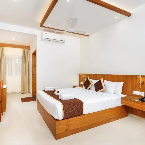 Hotel Lincoln Square, ξενοδοχείο σε Thekkady